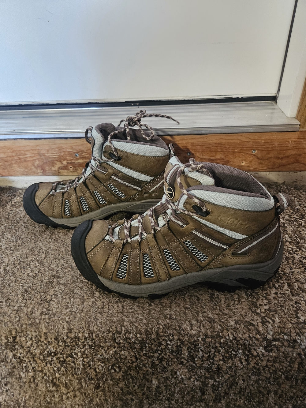 Keen Brown and Gray Women's Hiking Boots Size 9